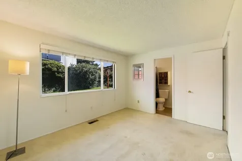 12733 SE 167th Street Renton WA 98058