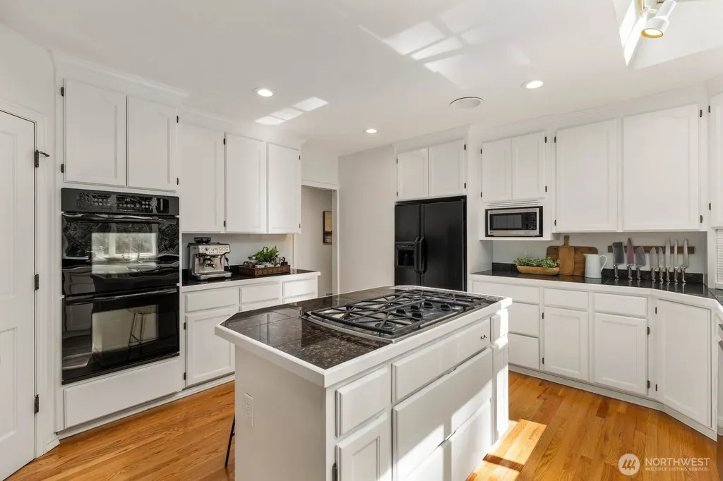 14239 194th Avenue NE Woodinville WA 98077