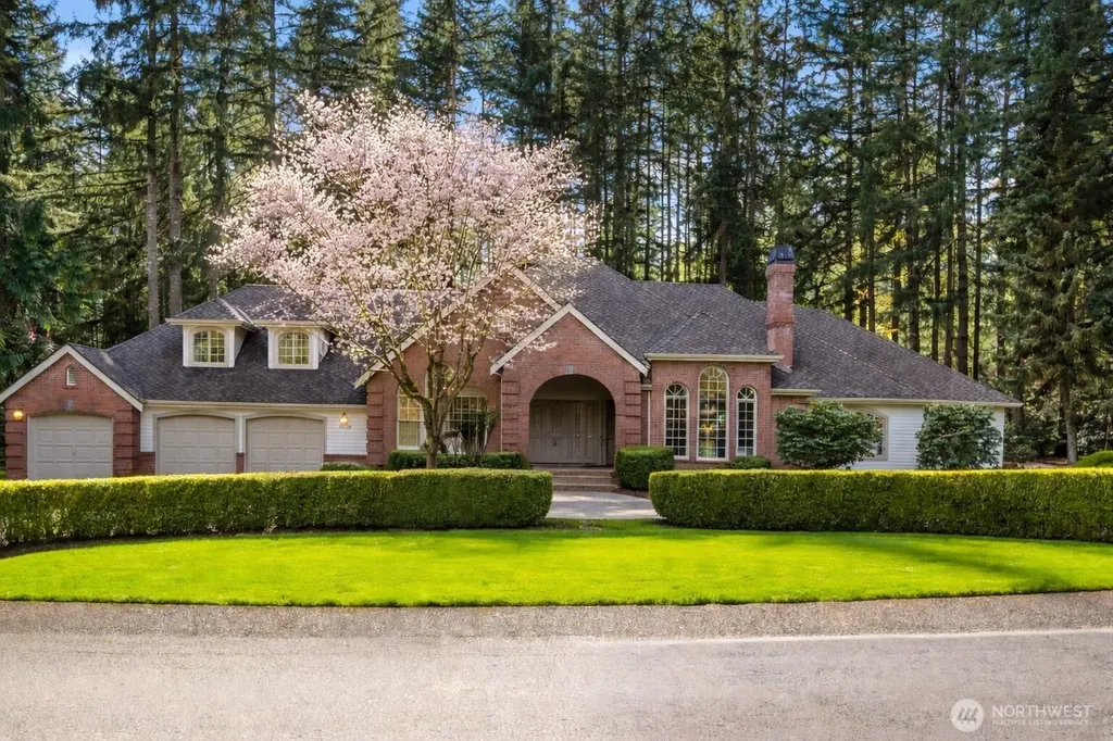 14239 194th Avenue NE Woodinville WA 98077