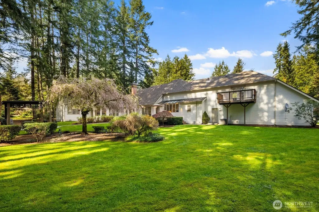 14239 194th Avenue NE Woodinville WA 98077