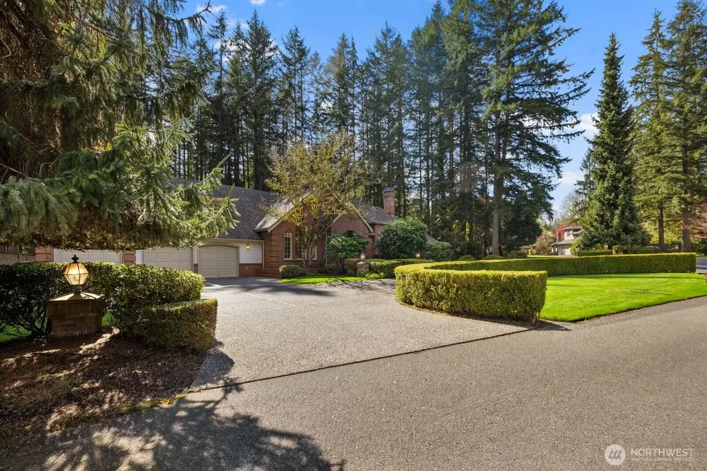 14239 194th Avenue NE Woodinville WA 98077