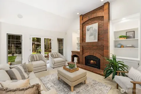 14239 194th Avenue NE Woodinville WA 98077