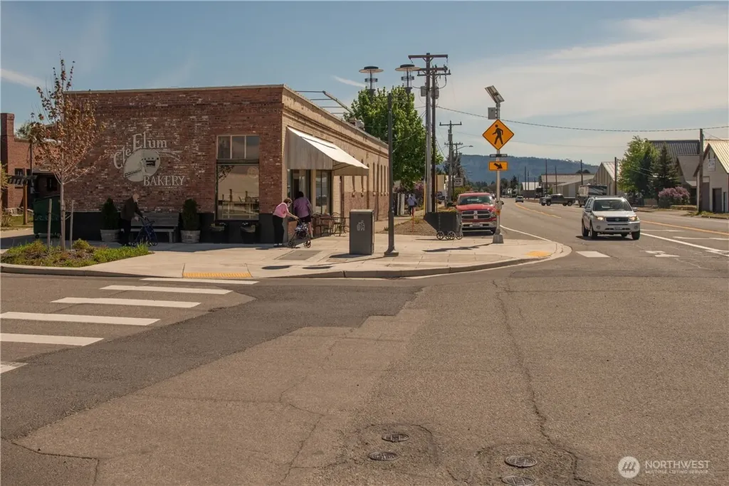424 E 1st Street Cle Elum WA 98922