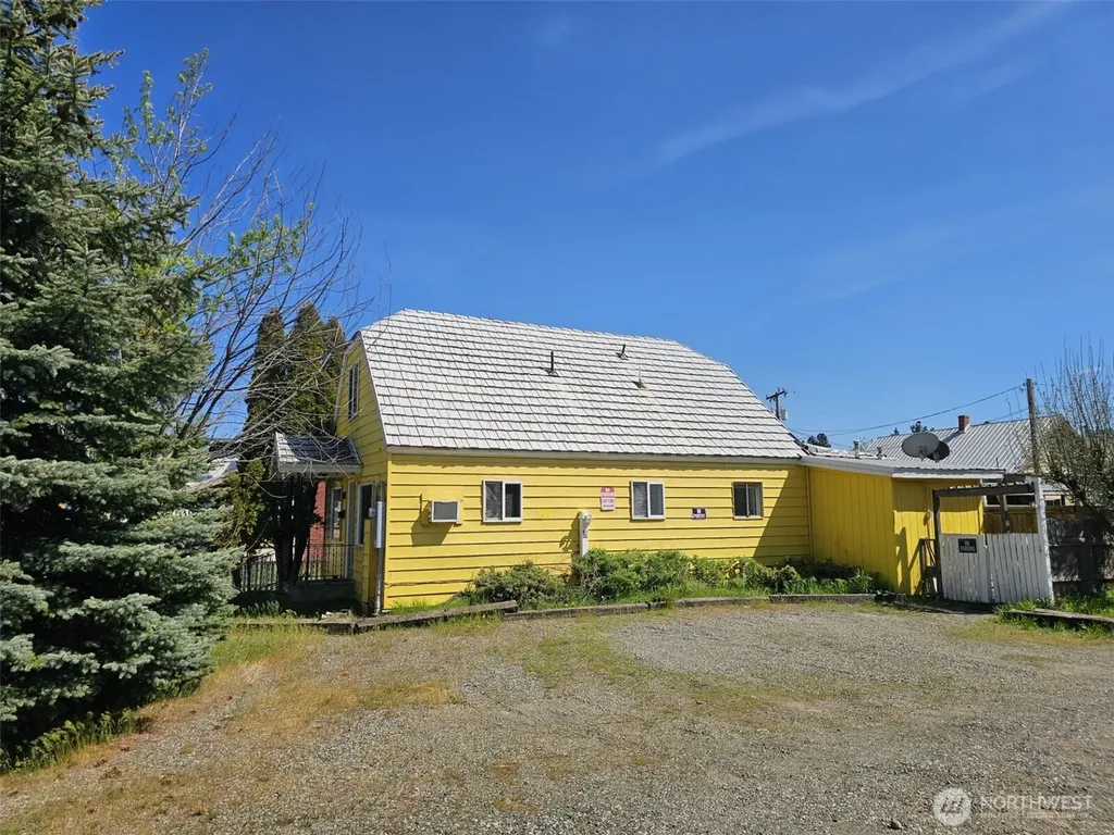 424 E 1st Street Cle Elum WA 98922
