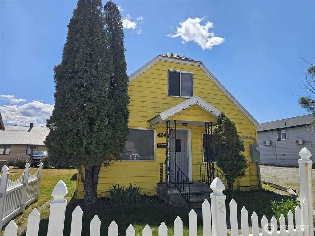424 E 1st Street Cle Elum WA 98922