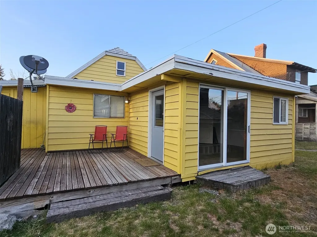 424 E 1st Street Cle Elum WA 98922