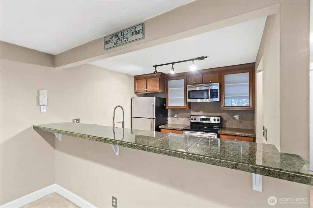 300 N 130th Street Seattle WA 98133