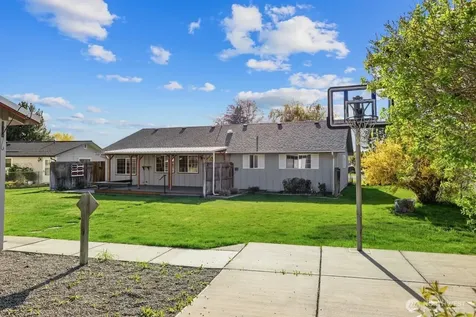 204 N Mason Street Kittitas WA 98934