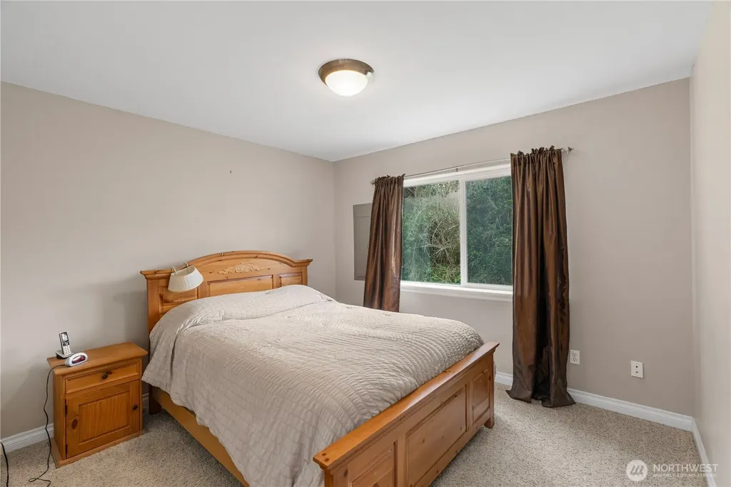 81 Bear Gulch Road Aberdeen WA 98520