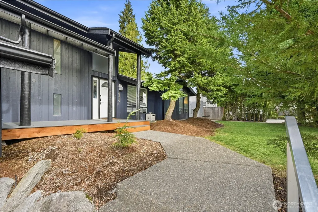 10430 34th Drive SE Everett WA 98208
