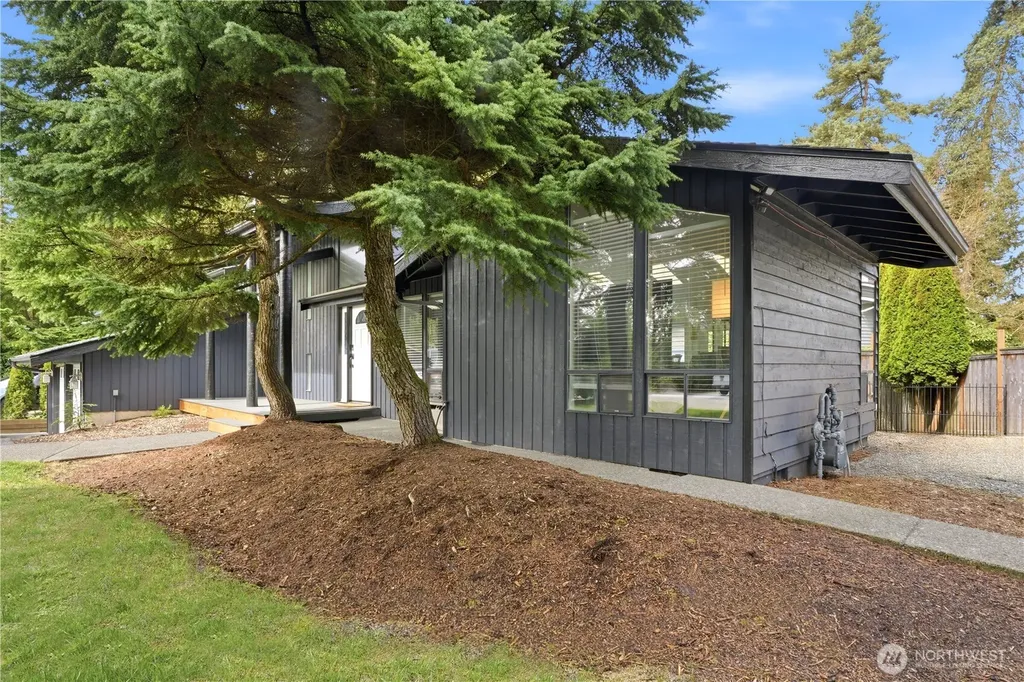 10430 34th Drive SE Everett WA 98208