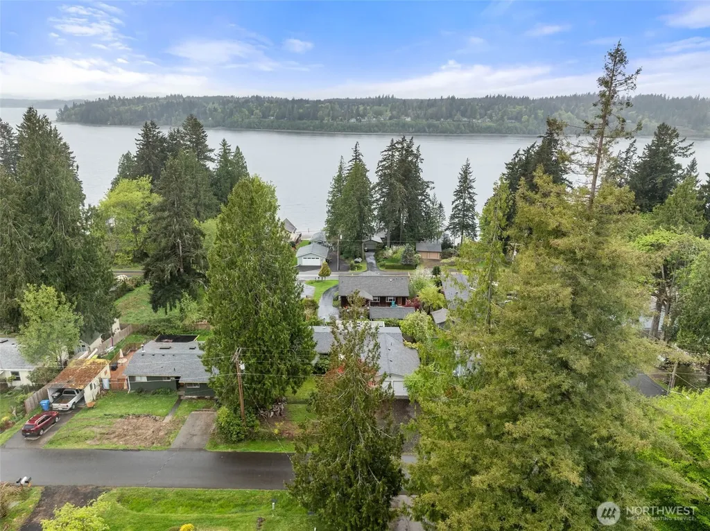 10023 Whitecap Drive NW Olympia WA 98502