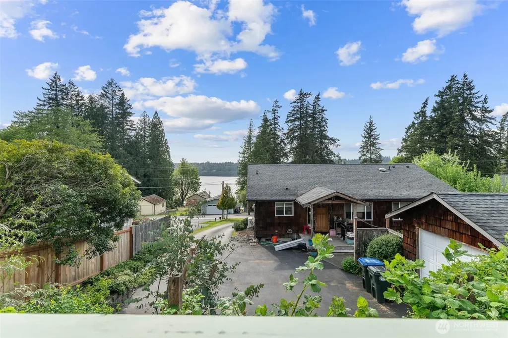 10023 Whitecap Drive NW Olympia WA 98502