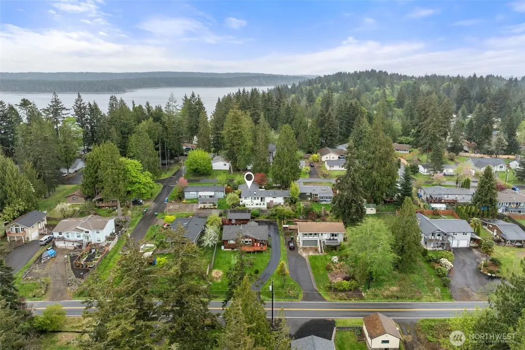 10023 Whitecap Drive NW Olympia WA 98502