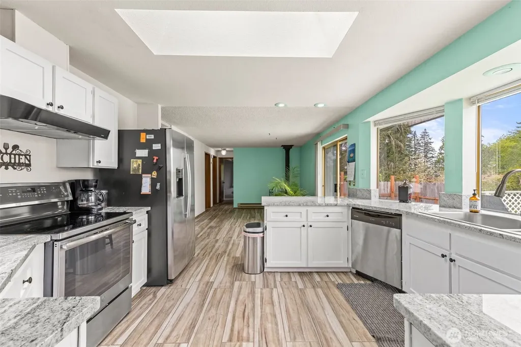 10023 Whitecap Drive NW Olympia WA 98502