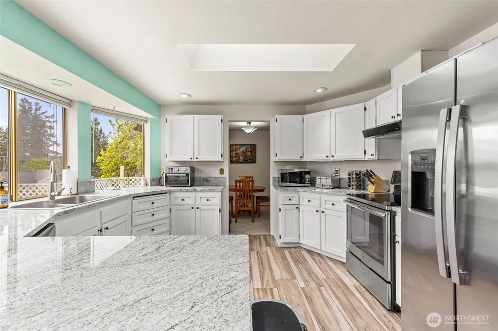 10023 Whitecap Drive NW Olympia WA 98502