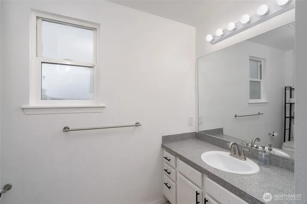 1814 N 30th Street Mount Vernon WA 98273