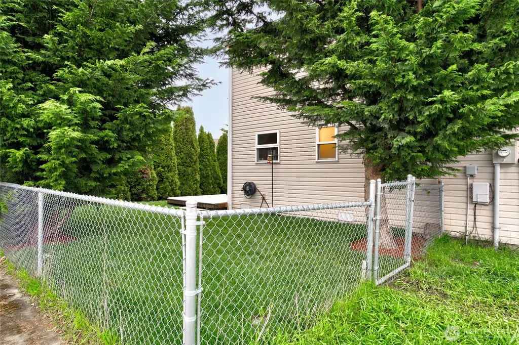 1814 N 30th Street Mount Vernon WA 98273