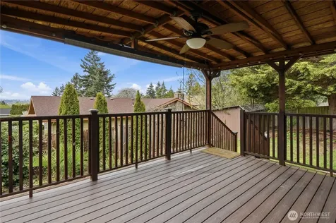 21049 103rd Ave SE Kent WA 98031