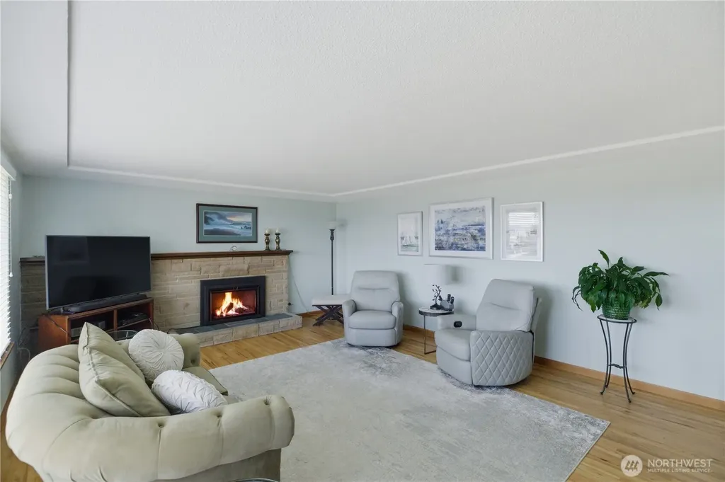 1273 S Jackson Avenue Tacoma WA 98465