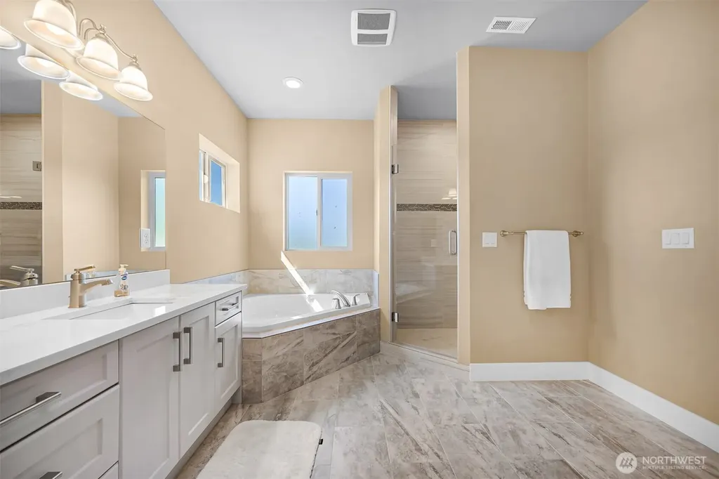 1072 W 55th Terrace Bellingham WA 98226