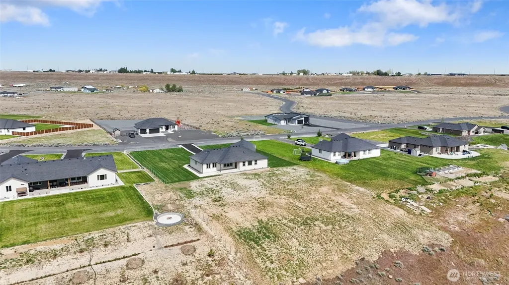 5093 Road 7.3 NE Moses Lake WA 98837