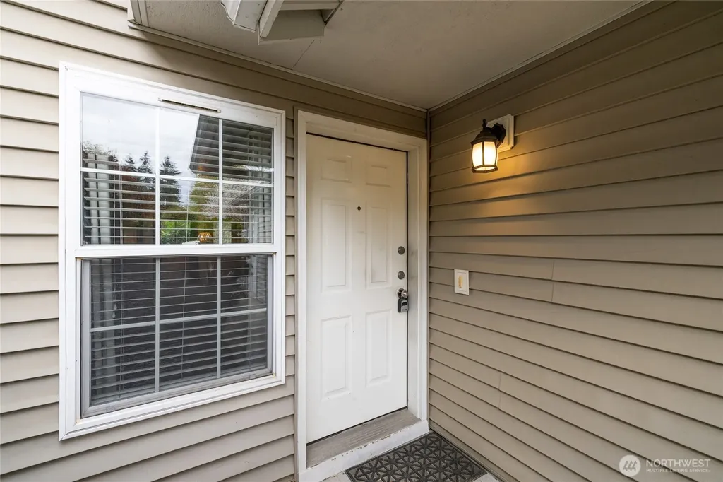 5517 E 99th St Court Puyallup WA 98373