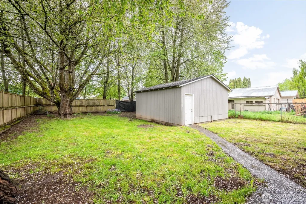 1123 7th Avenue Longview WA 98632