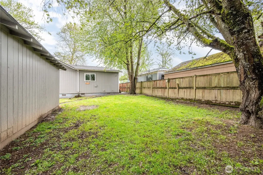 1123 7th Avenue Longview WA 98632