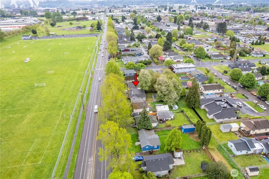 1123 7th Avenue Longview WA 98632