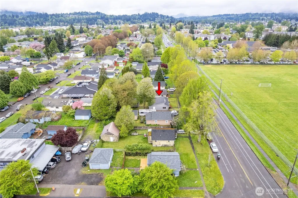 1123 7th Avenue Longview WA 98632
