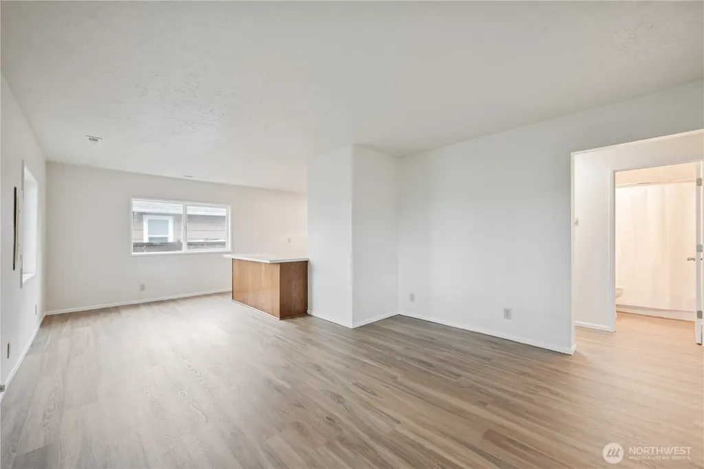 1123 7th Avenue Longview WA 98632