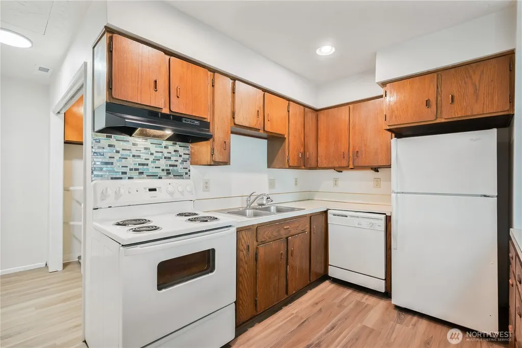 1123 7th Avenue Longview WA 98632
