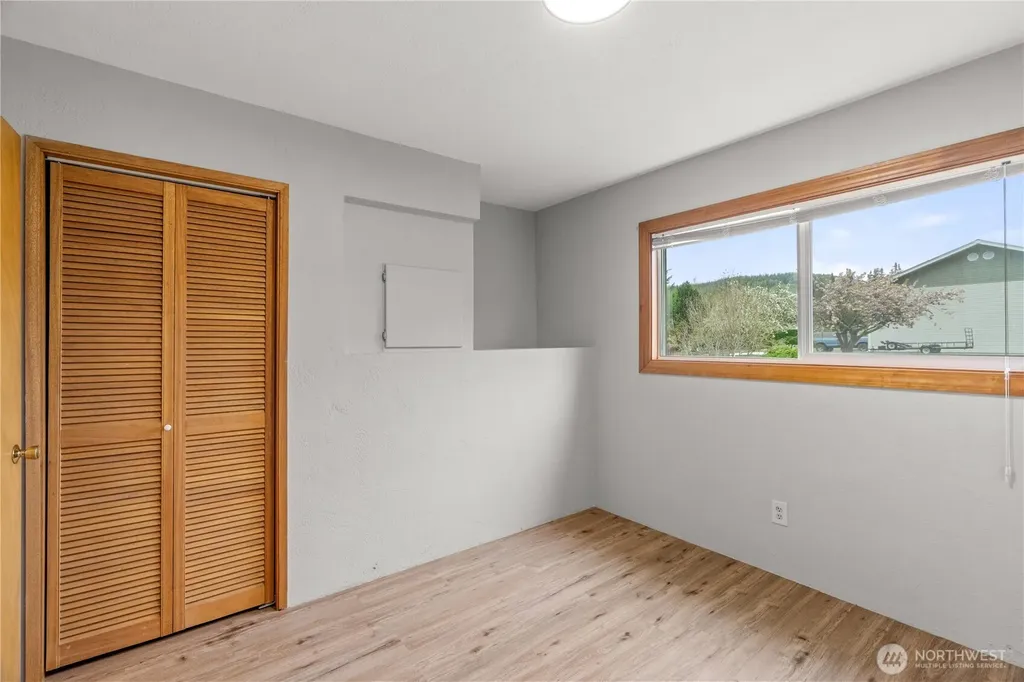516 Lucky Lane Aberdeen WA 98520