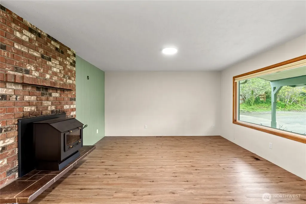 516 Lucky Lane Aberdeen WA 98520