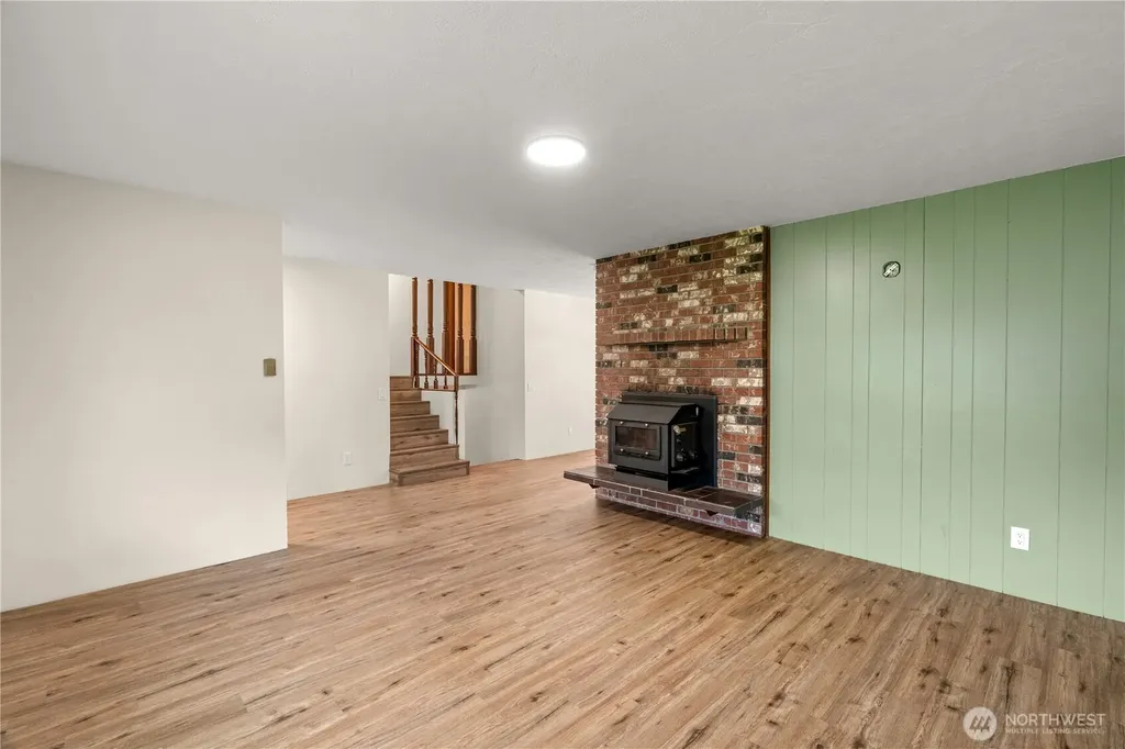 516 Lucky Lane Aberdeen WA 98520