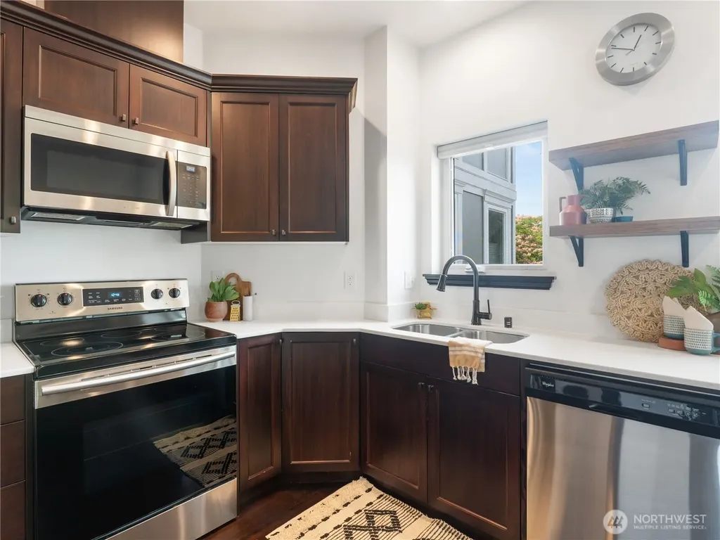 2019 Cornwall Avenue Bellingham WA 98225