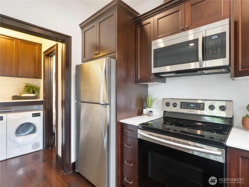 2019 Cornwall Avenue Bellingham WA 98225