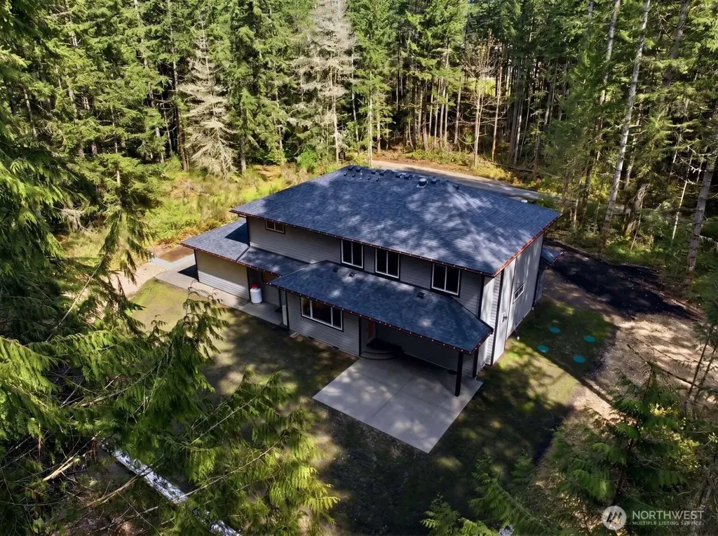 7993 Roundup Lane NW Silverdale WA 98383