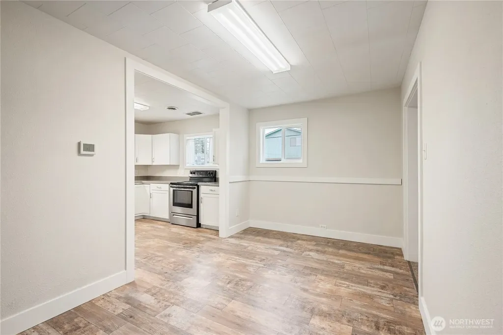 302 23rd Avenue Longview WA 98632