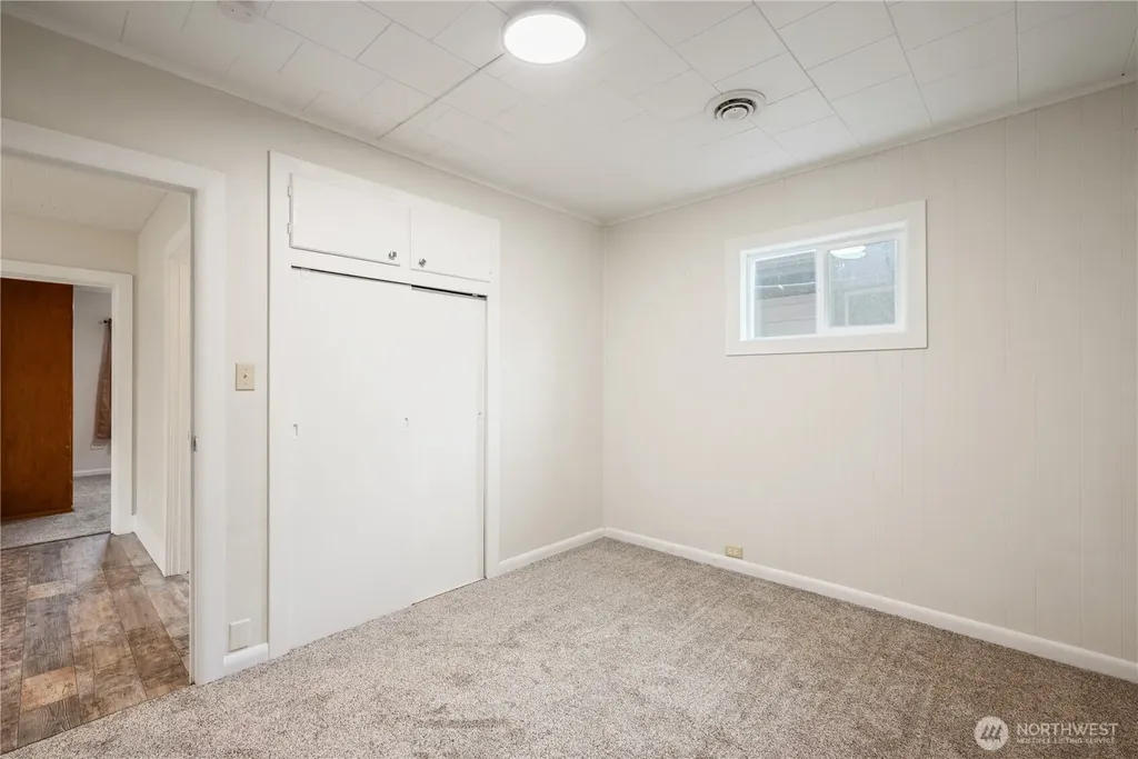 302 23rd Avenue Longview WA 98632