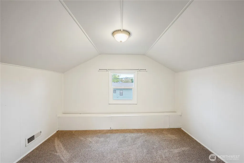 302 23rd Avenue Longview WA 98632