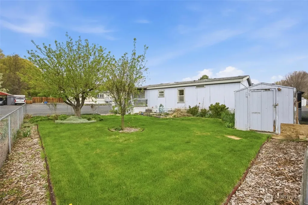 2285 Basin Street SW Ephrata WA 98823