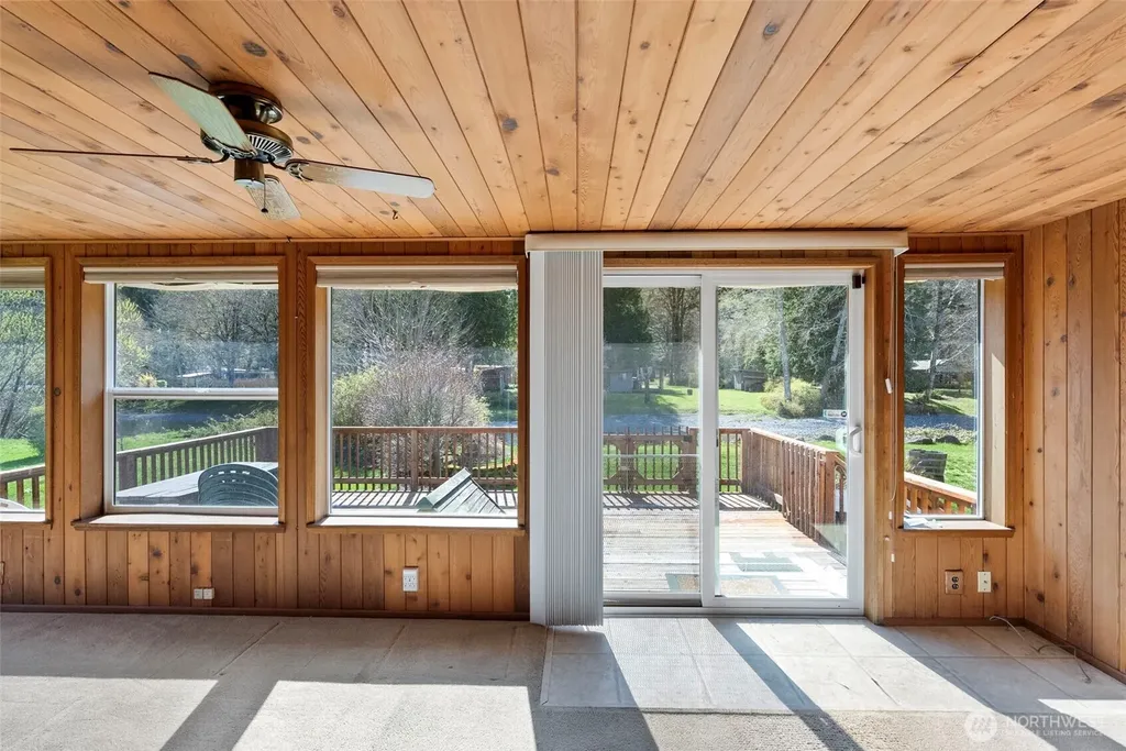 210 Kelly Road Brinnon WA 98320