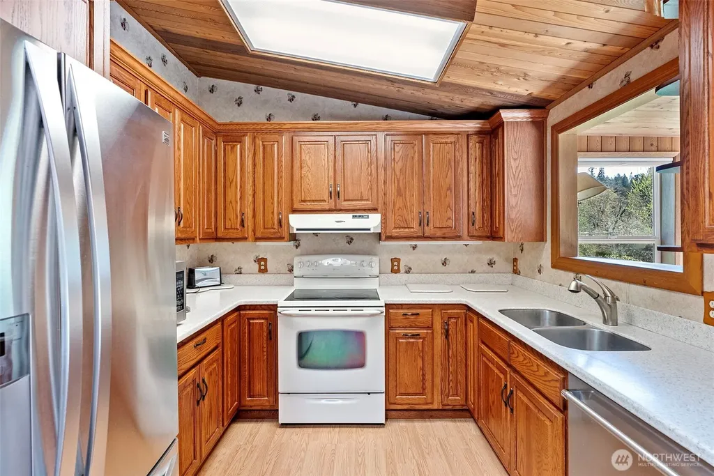 210 Kelly Road Brinnon WA 98320