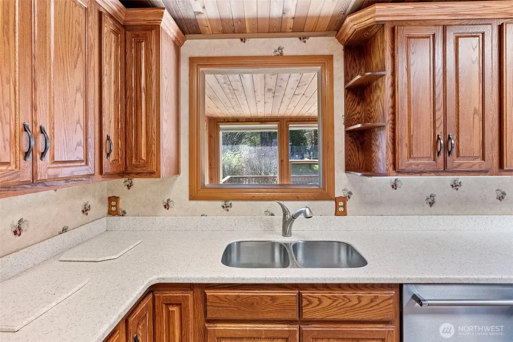 210 Kelly Road Brinnon WA 98320
