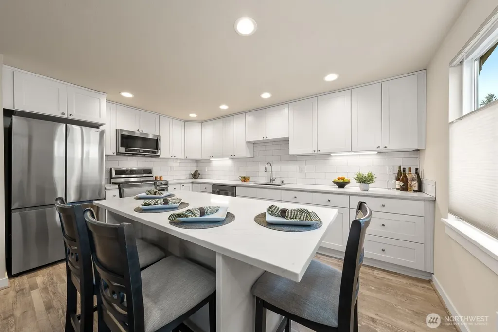 12011 9th Avenue NW Seattle WA 98177