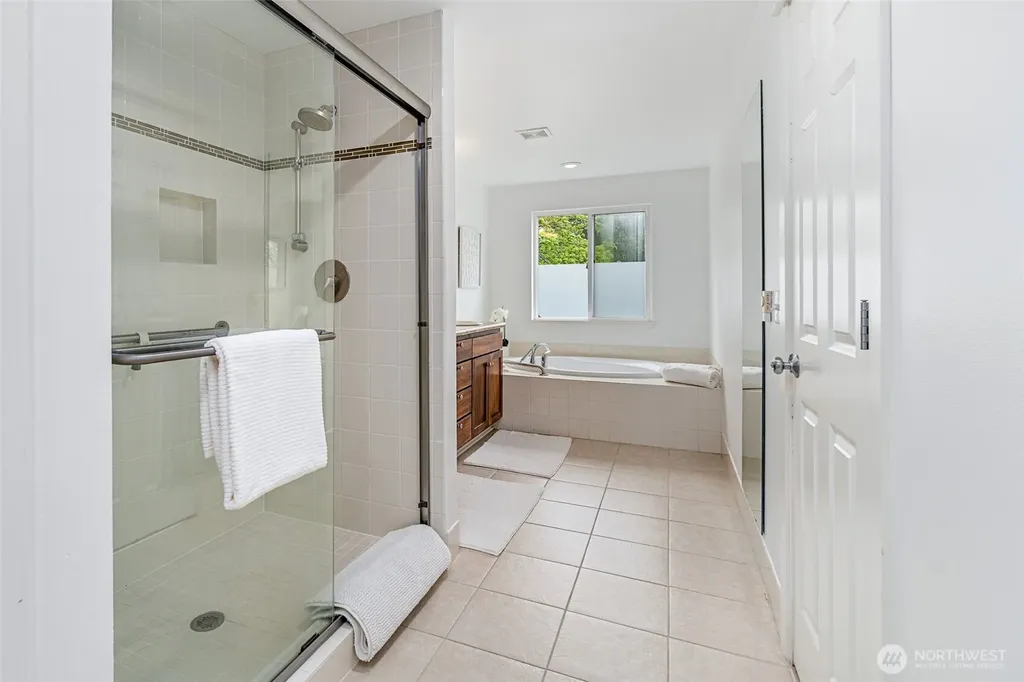 11423 NE 86th Street Kirkland WA 98033