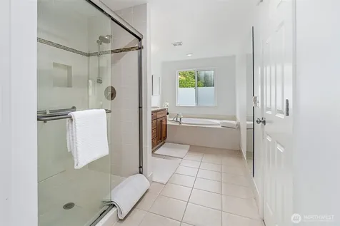 11423 NE 86th Street Kirkland WA 98033