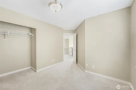 17401 140th Ave East Puyallup WA 98374